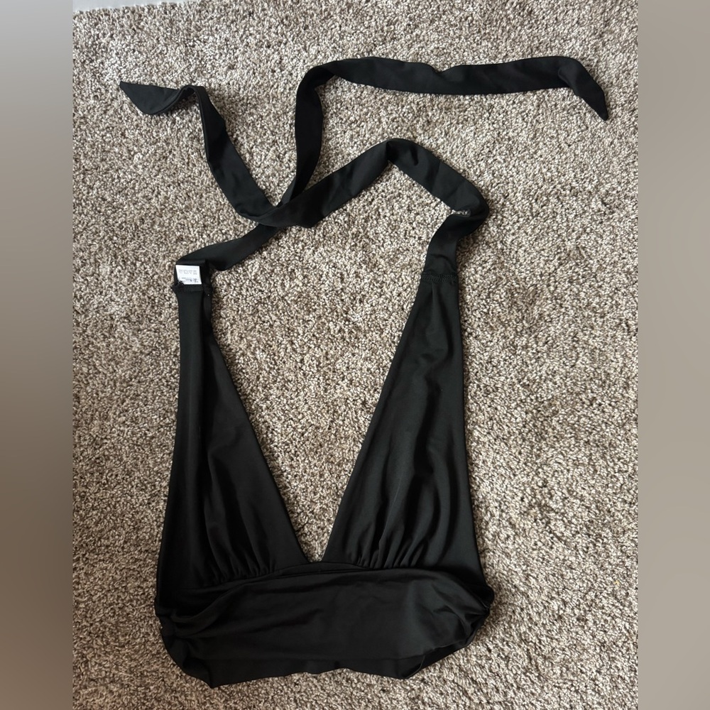 Halter tie  crop top